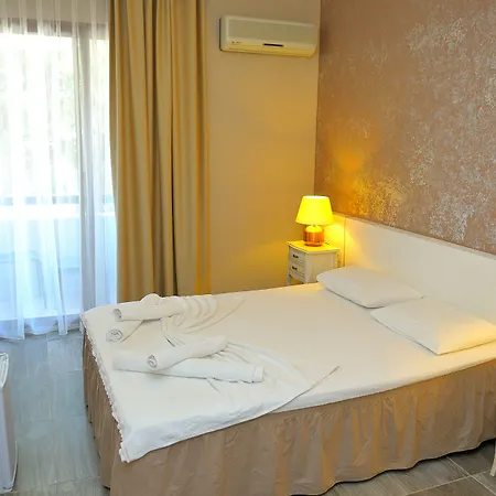 Cesurlar فندق مبيت وإفطار Çeşme