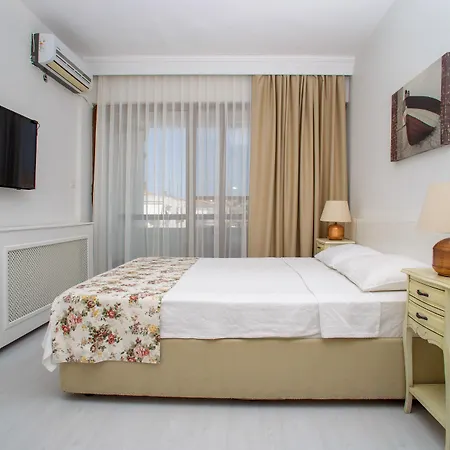 Cesurlar فندق مبيت وإفطار 2*